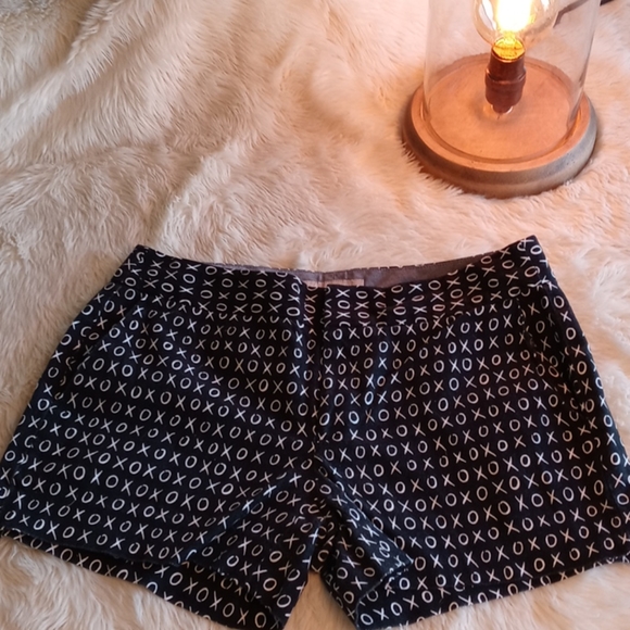 Banana Republic Shorts Size 2 - Picture 3 of 5